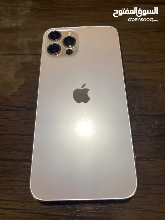 Iphone 12 pro للبيع بحالة الوكالة