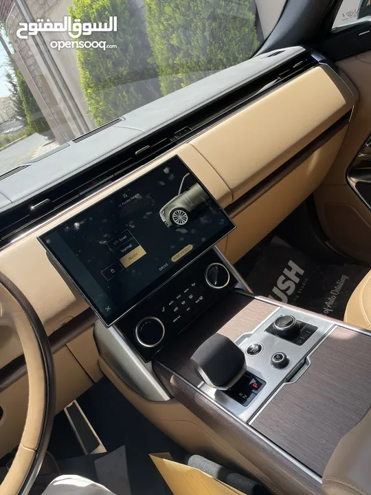 Range Rover 2023 vogue plug in clean title excellent condition