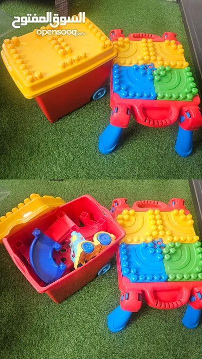 Megabloks طاولة  + بوكس بعجلات فيه عدد قطع منيح و مميزة