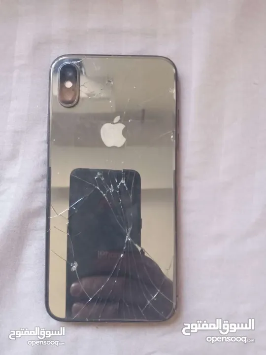 iPhone x  للبيع