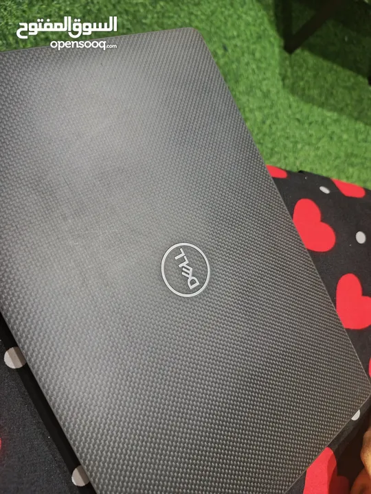 Laptop Dell 14" Core i7 - 10  Generation للبيع