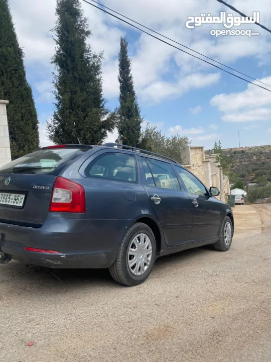 سيارة يكودا اوكتافيا ستيشن للبيع