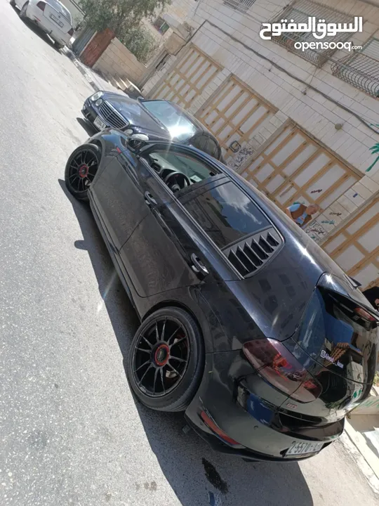جولف mk6  موديل 2011
