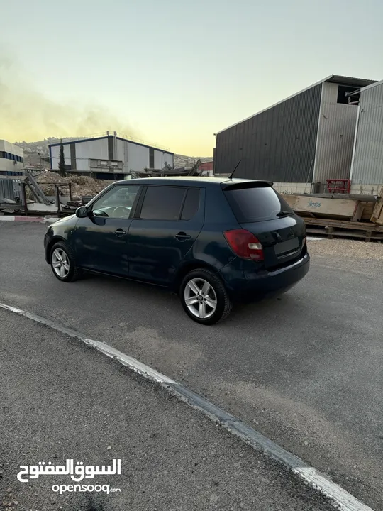 سكودا فابيا 2013 بسعر مميز دفعة 12 وشيكات 2000