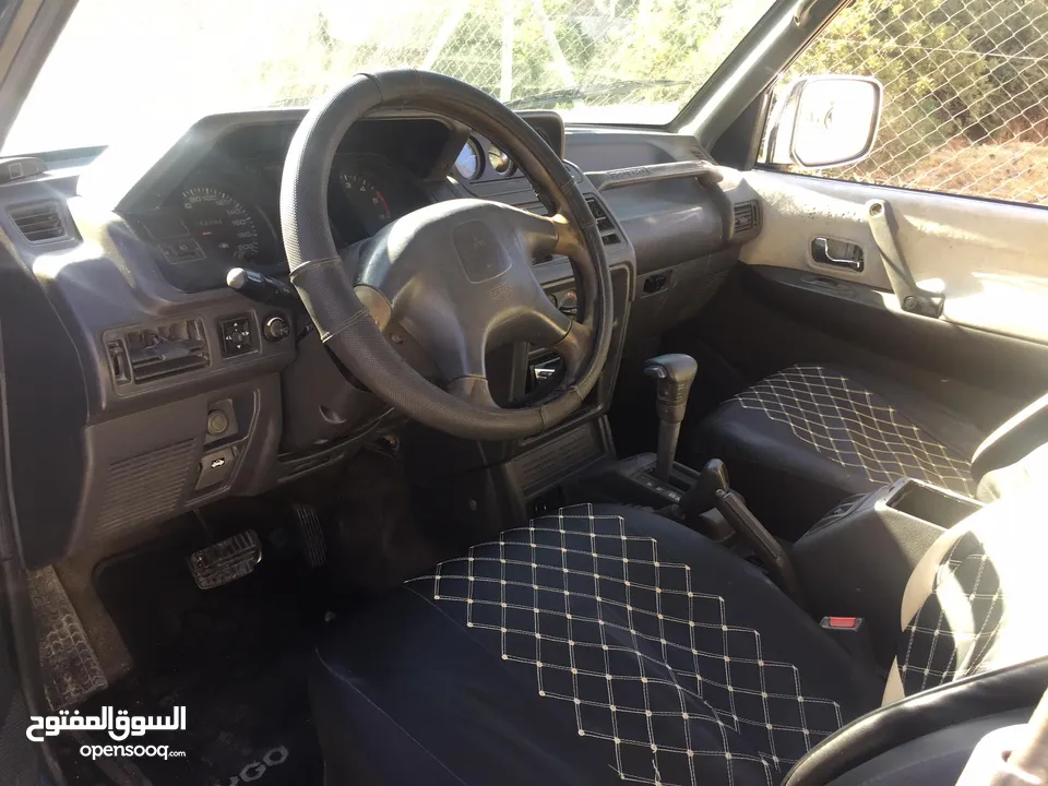 جب باجيرو أوتوماتيك موديل 2000