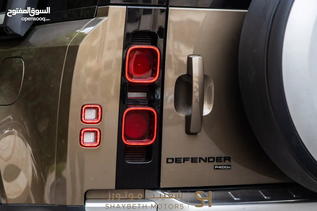 Land Rover Defender 2022 Plug in hybrid Black package