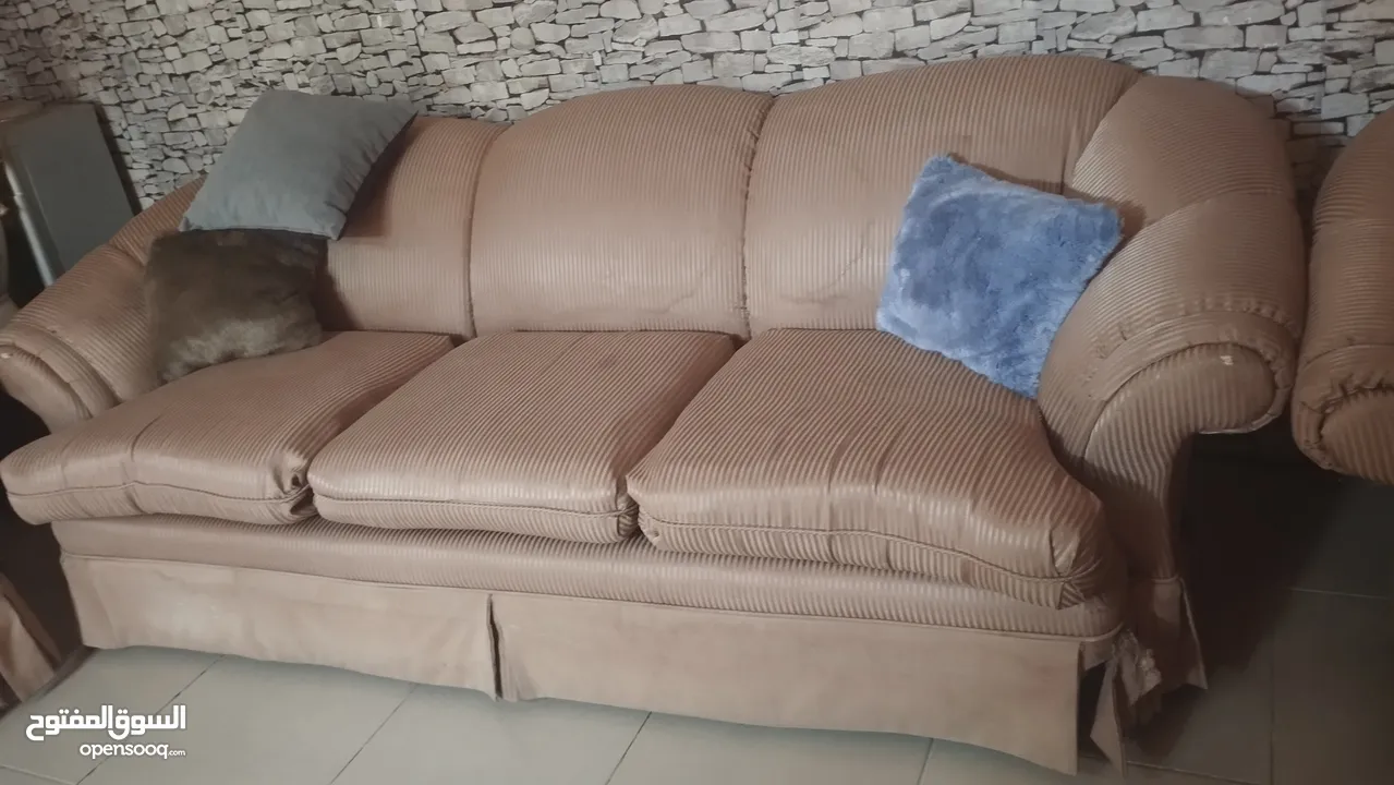 للبيع كنب الدب الأمريكي 7مقاعد بسعر مغري   50دينار