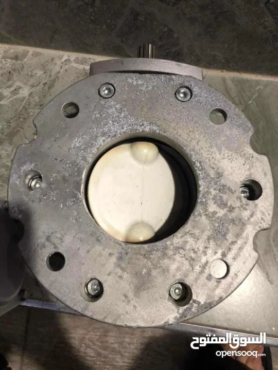 محابس تستخدم للمياه وللزيت كهربائية