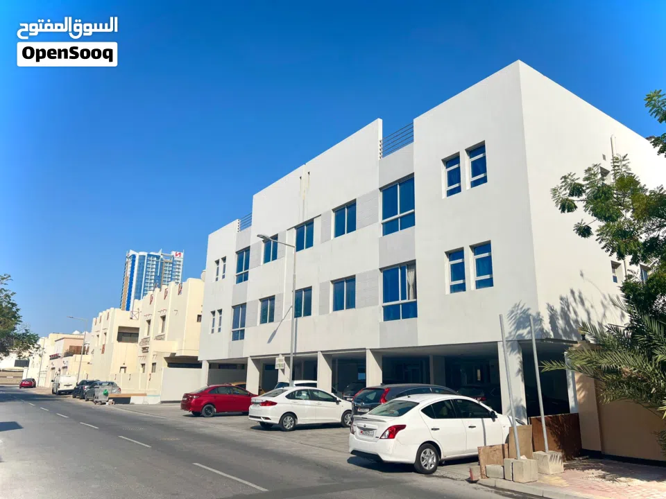 Juffair: Semi-Furnished 2BR/3BA Apartment With BHD 20 EWA Cap - BHD 280