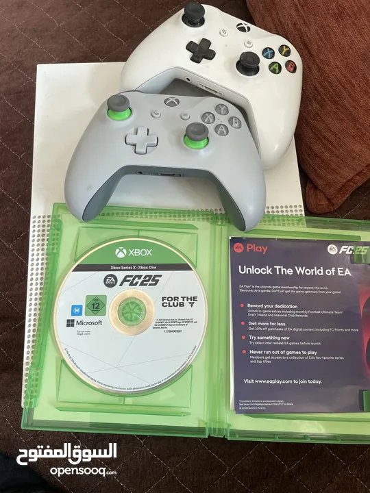 اكس بوكس ون اس مستخدم و لكن بافضل حالة مع cd fc 25 و يدتان شغالتان مستعمل خفيف و عليه العاب اخرى gta
