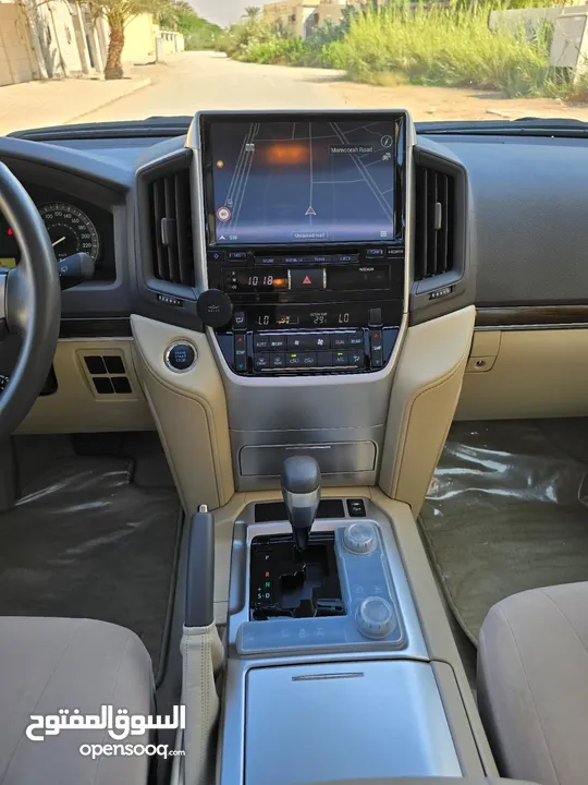 Land cruiser GXR V8 GCC 2021 Price 187,000AED