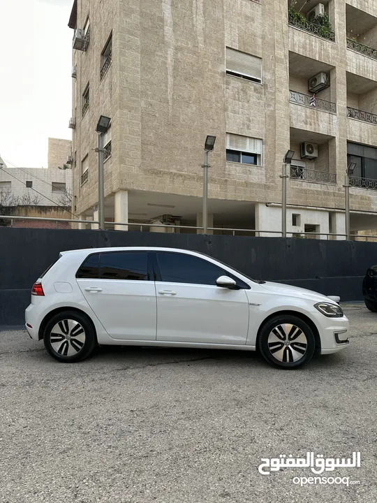 Volkswagen E Golf 2019