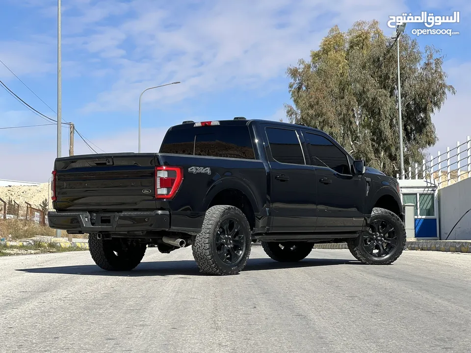 2022 FORD F-150 Platinum Hybrid Black-Edition