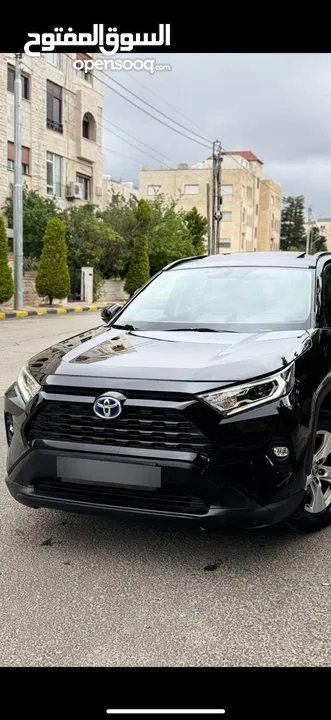 ‏تويوتا راف فور موديل 2021 اللون أسود فتحة بالسقف فحص كامل للبيع