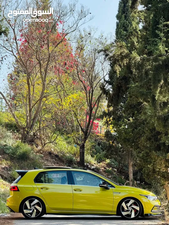 Golf MK 8 بالسعرر المميز واللون المميز