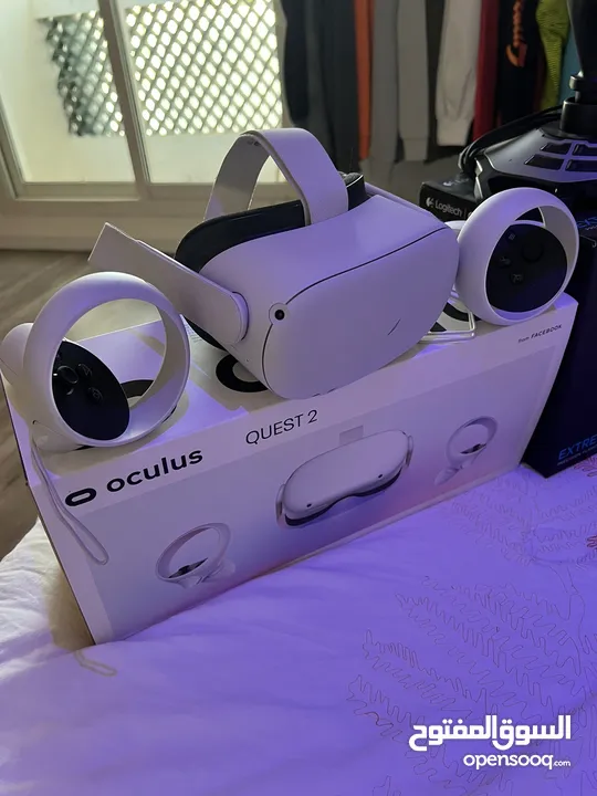 Lightly used  Oculus Quest 2