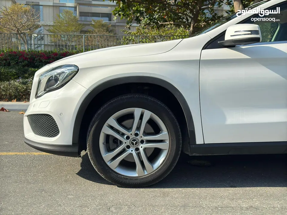 Mercedes Benz GLA250 2020