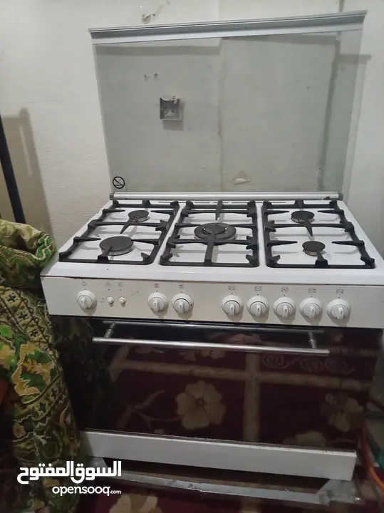 افران شبه جديد للبيع شغال فوق الممتاز ايطالي