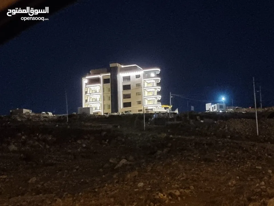 في طريق المطار  منطقة دير غبار  حجار النوابلسه اجمل مناطق عمان الهادئة.