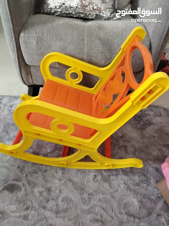 أدوات اطفال بحالة جيدة استعمال خفيف