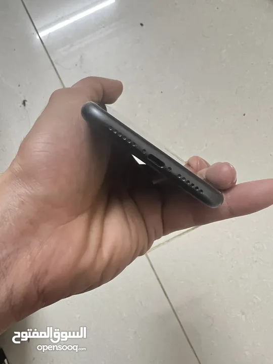 iphone 11 black color