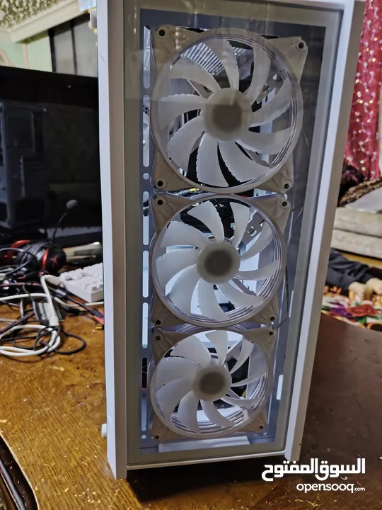 Pc gaming للبيع مواصفات جيده