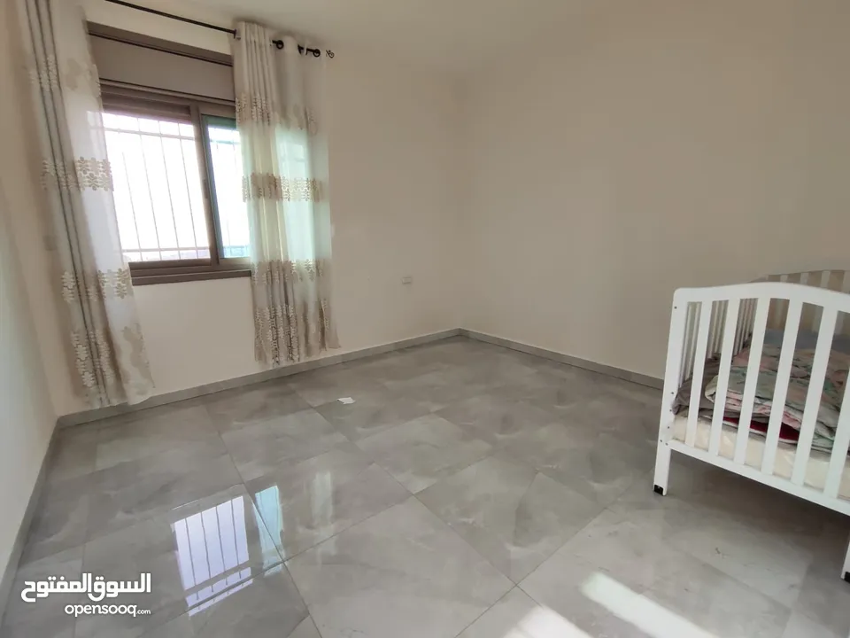 روف للبيع في بيتونيا جاهز للسكن