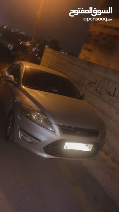 سيارة فورد مونديو