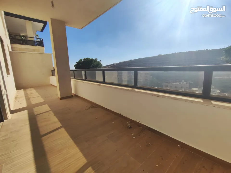 شقة قيد الفرش للإيجار – عين منجد  إسكان المهندسين