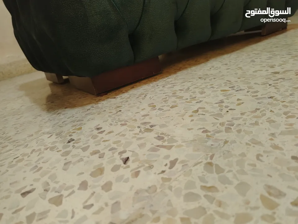 طاولة وسط خشب زان تفصيل قماش طول 100 عرض 60 وجه سوكريت حالة ممتازة