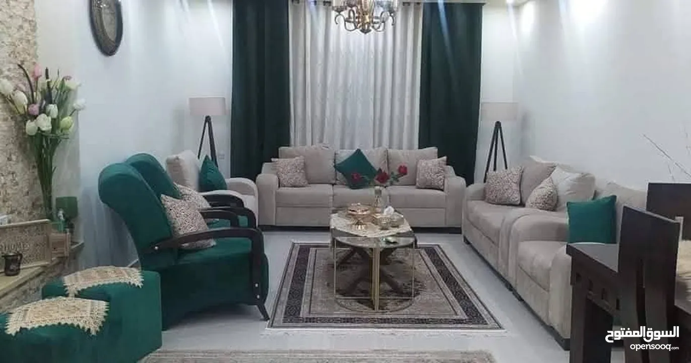 للبيع – شقة فاخرة في رام الله  عين مصباح – شارع الكرمل