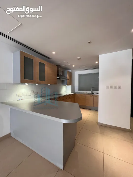 BEAUTIFUL & MODERN 3 BR TOWNHOUSE IN AL MOUJ