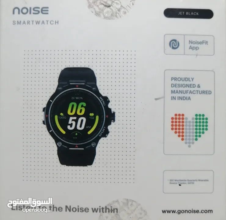 Noisefit force smart watch