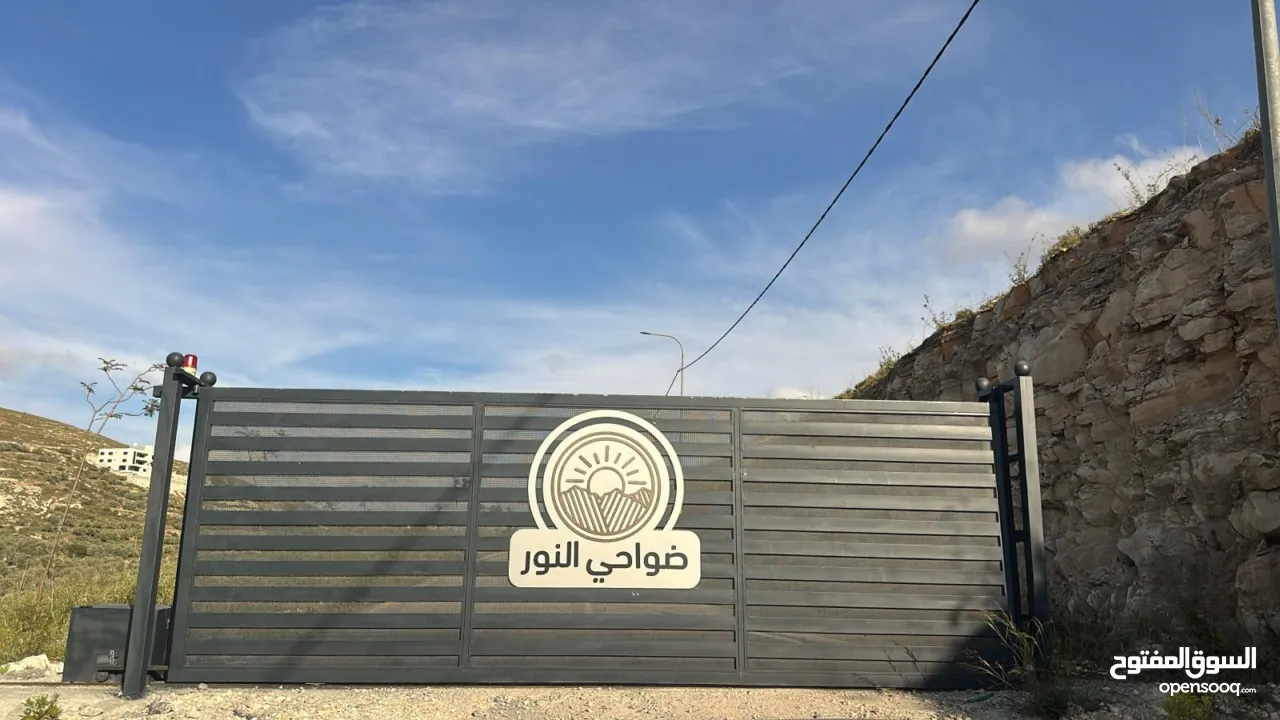 قطعة ارض مربعة الشكل في زواتا