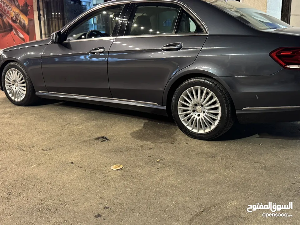 مرسيدس بنز E 200