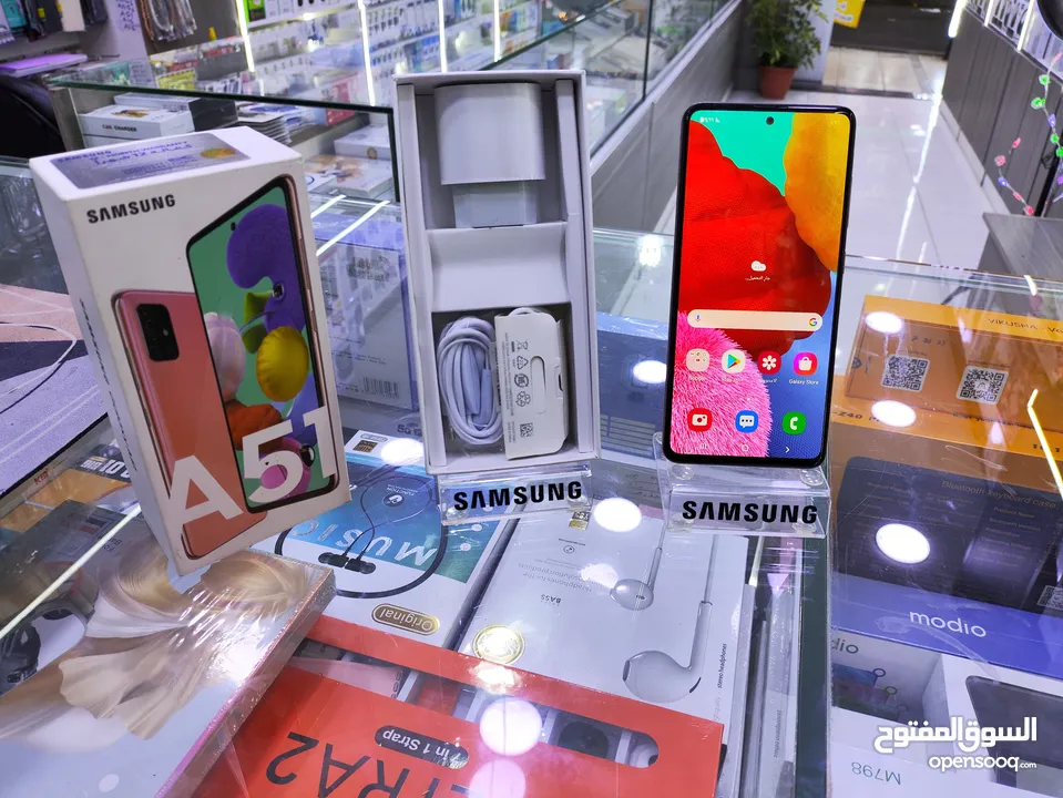 حبه وكالة Samsung A51 جيجا 128 رام 16 معه الكرتونه واغراضو متوفر توصيل