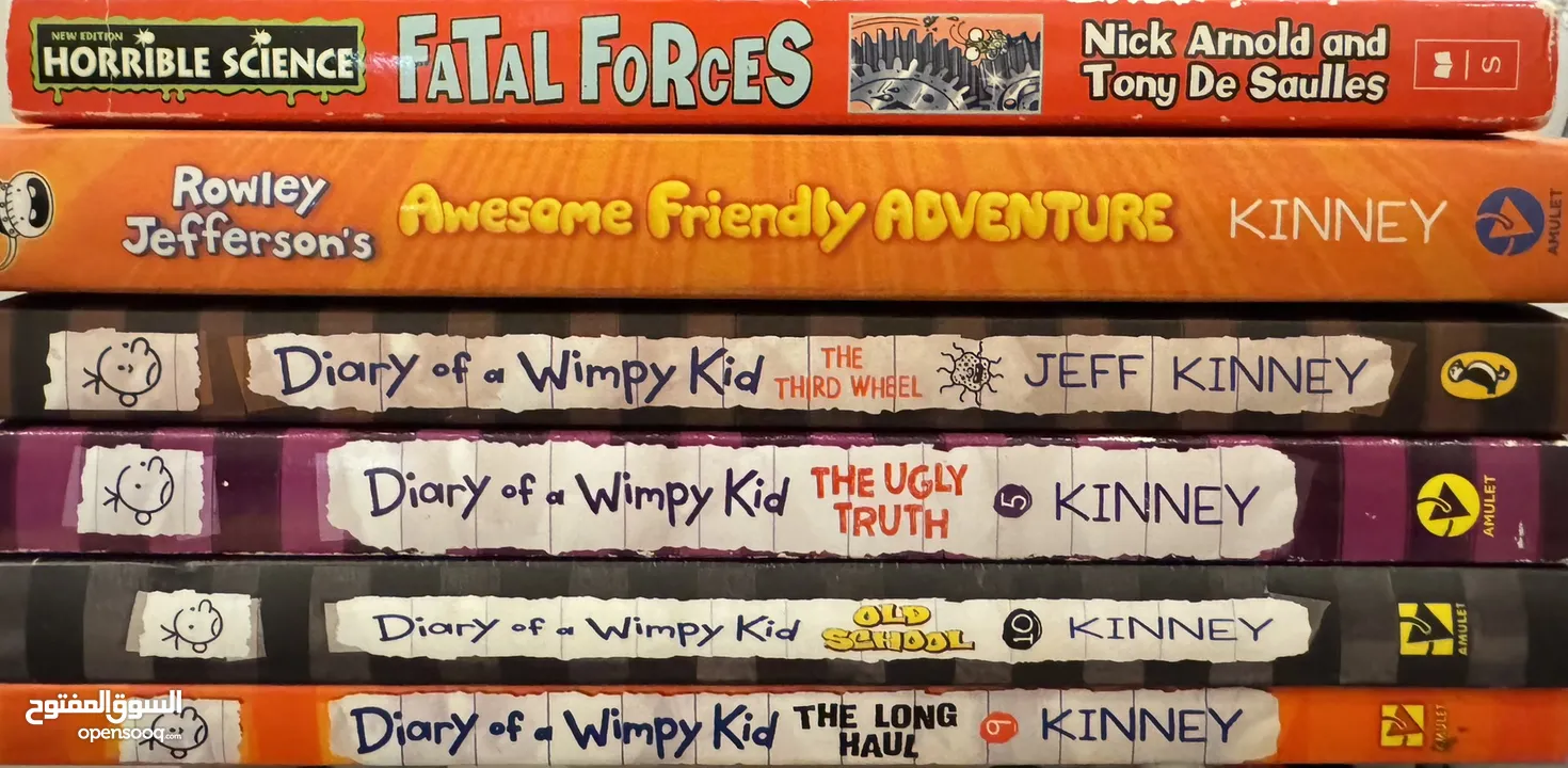 مجموعة Diary of a wimpy kid مع كتاب خاص