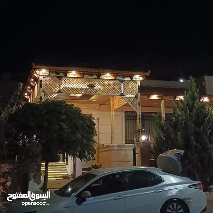 بديل الحجر وبديل الرخام وبديل الخشب والفاير بليس ورق جدران والشيبورد باركيه