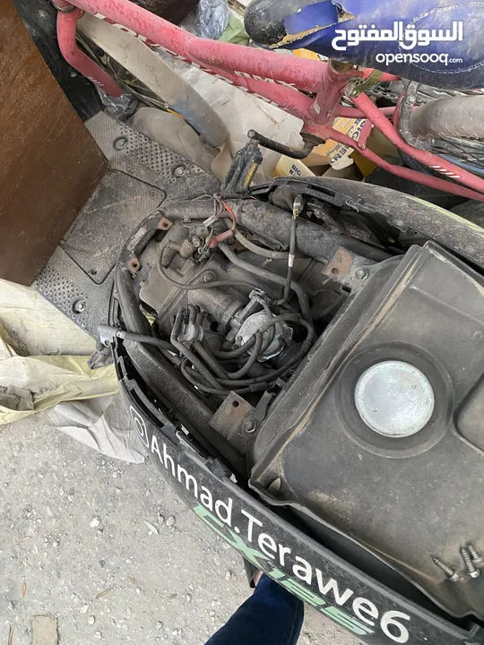 سكوتر Qj للبيع كاش بحاجة إلى صيانة