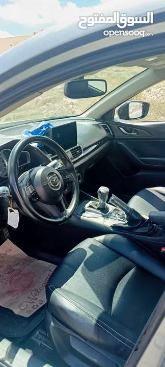 mazda zoom 3