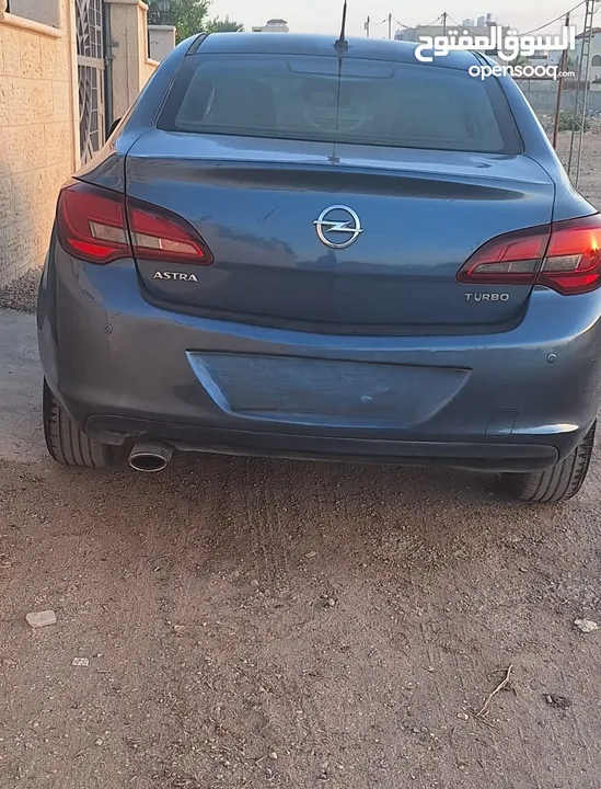 opel astra 2014