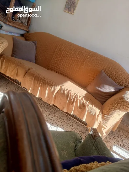 للبيع  بداعي السفر طقم كنب 7 مقاعد مع كفر