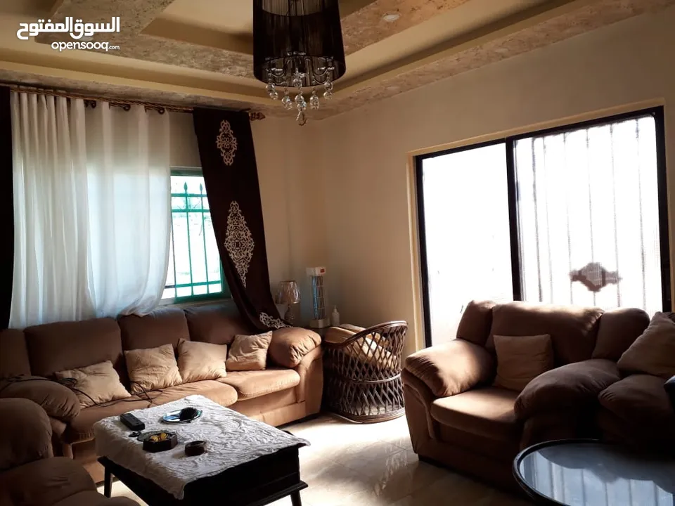 عماره 3 طوابق للبيع /ماركا الشماليه