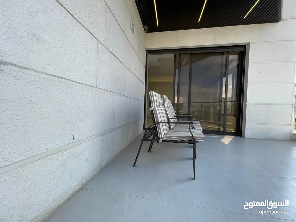 شقة غير مفروشة للإيجار في دير غبار  ( Property 39216 ) سنوي فقط