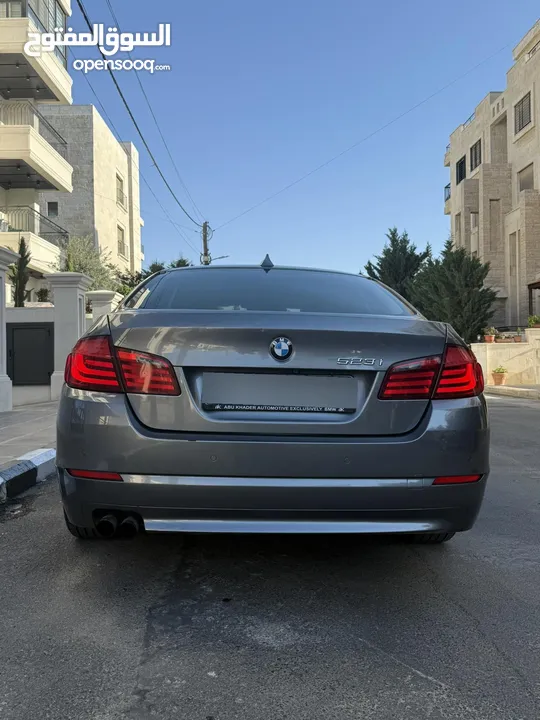 لون مميز بحالة ممتازة BMW f10 فحص كامل ماتور 3000