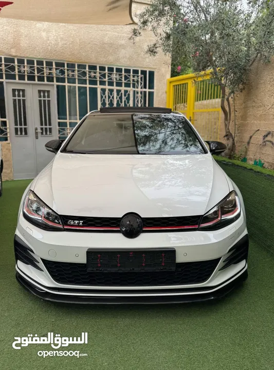VOLKSWAGEN - GOLF GTI MK7,5