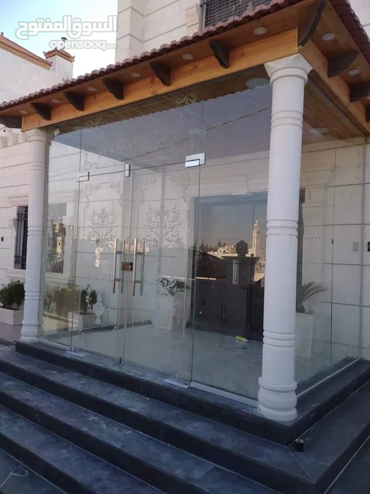 عمل بلاكين المنزل بنظام الفولدنج بالاضافه الى شوربوكس جميع اعمال الزجاج والالمنيوم