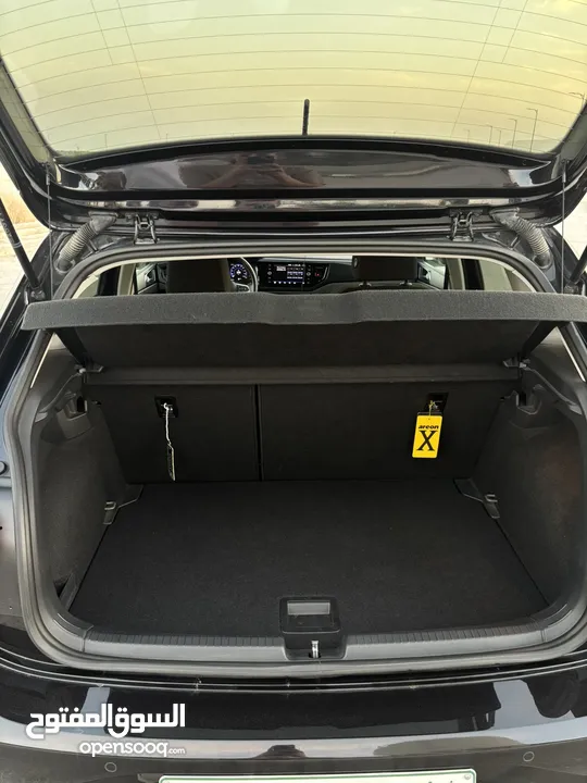 فولكس واجن بولو لايف 2022 *اصل وكالة VOLKSWAGEN POLO LIFE 1.0 95 HP