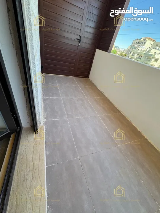 روف فاخر جديد لم يسكن تشطيبات عالية الجودة