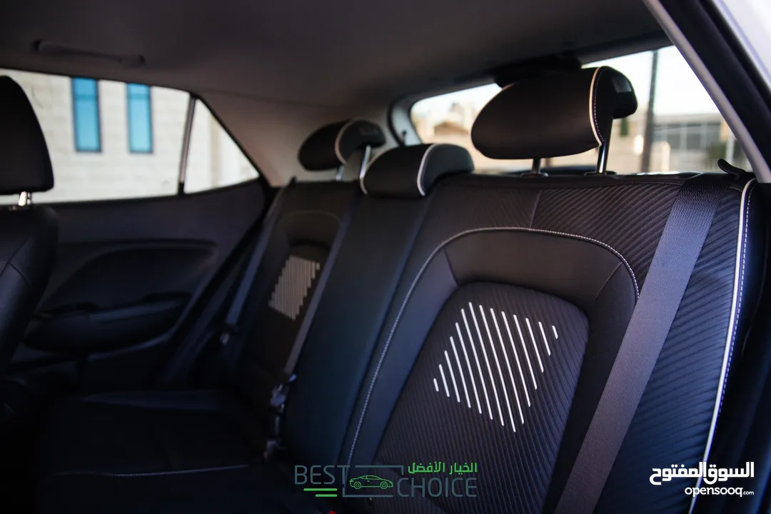 فل مع فتحة hyundai venue (V) سعر جيد علكاش دهان شركة